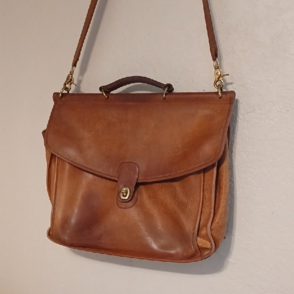 Coach Vintage N ° 8397-208 Brown Leather Messenger Bag with Adjustable Strap
